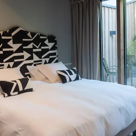 Maison Pavlov - Restaurant & - Bordeaux Bouscat Otel 5*