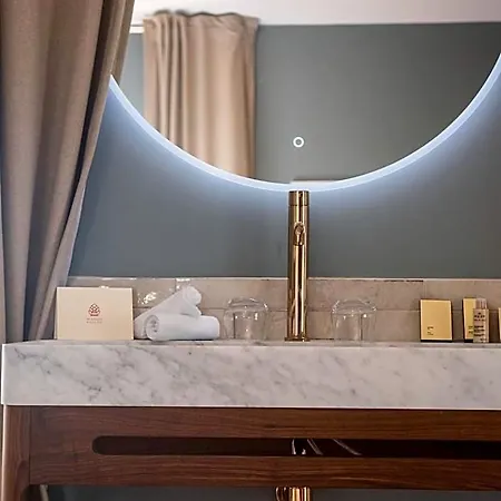 Maison Pavlov - Restaurant & - Bordeaux Bouscat Szálloda 5*